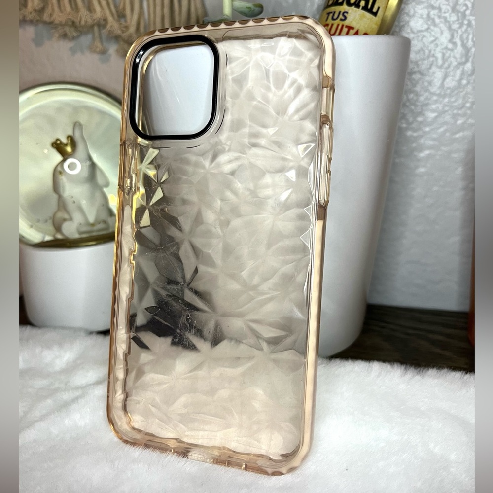 Protective clear pink iPhone 12 / 12 pro case
